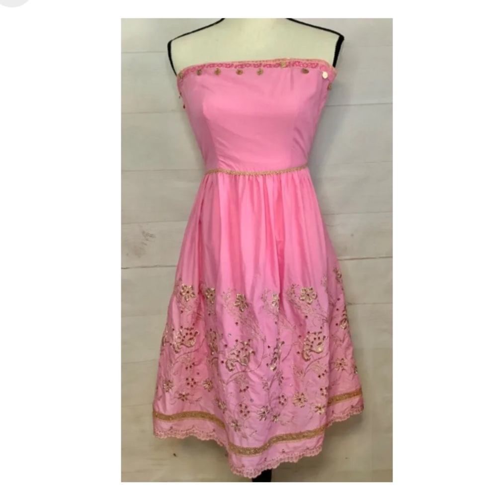 Express Strapless Barbie Pink Embroidered Dress Gold Accents Size 8